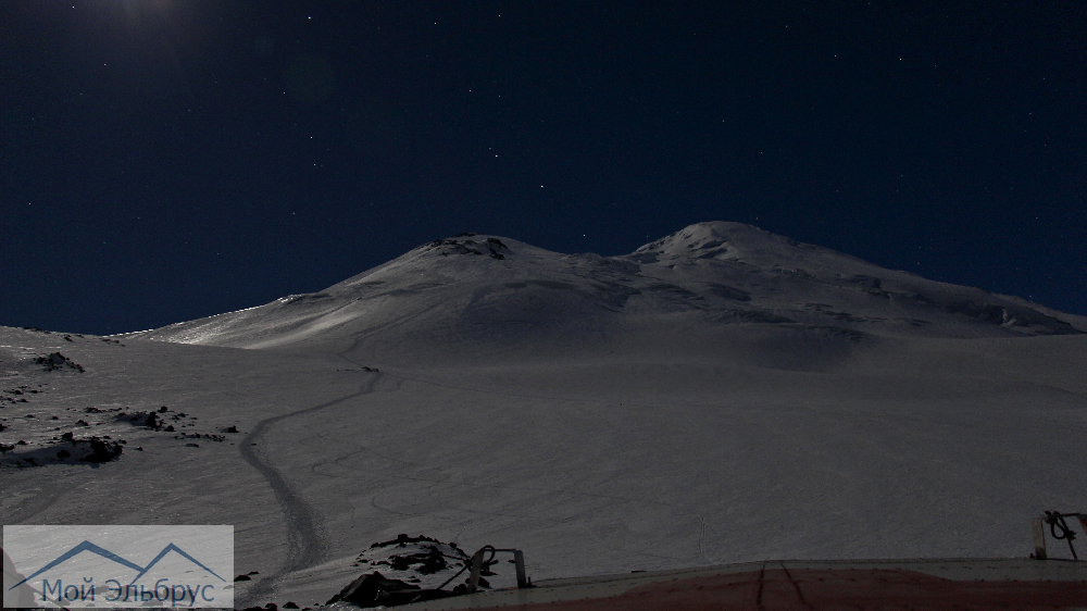 Выход на штурм вершины Эльбруса ночью